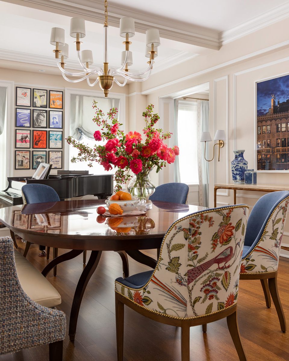 Cocktails Anyone? Tom Stringer Takes Inspiration from Bemelmans Bar for a Manhattan Pied-à-Terre